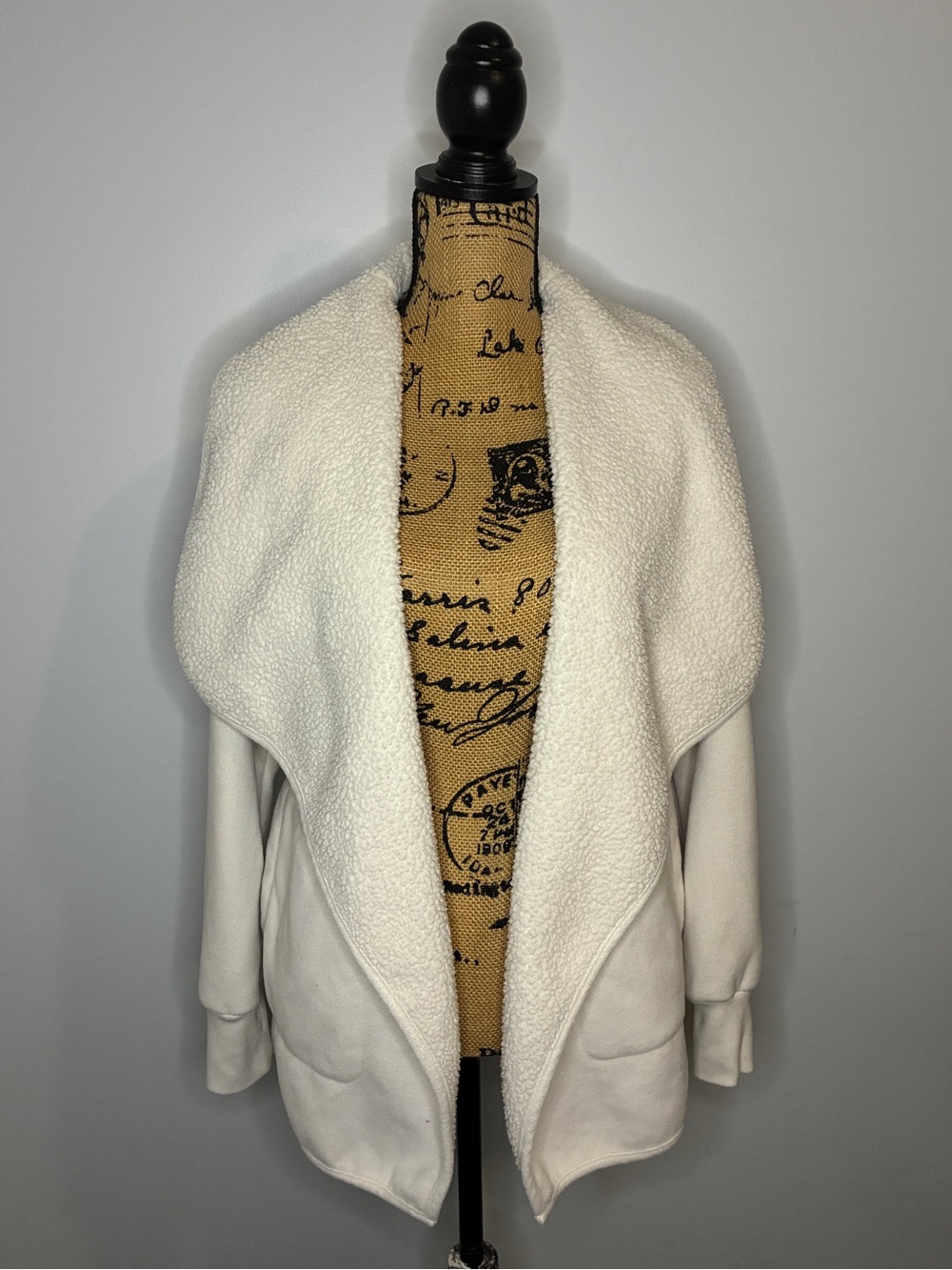 Abercrombie & Fitch Cream Open-Front Sherpa Wrap Cardigan